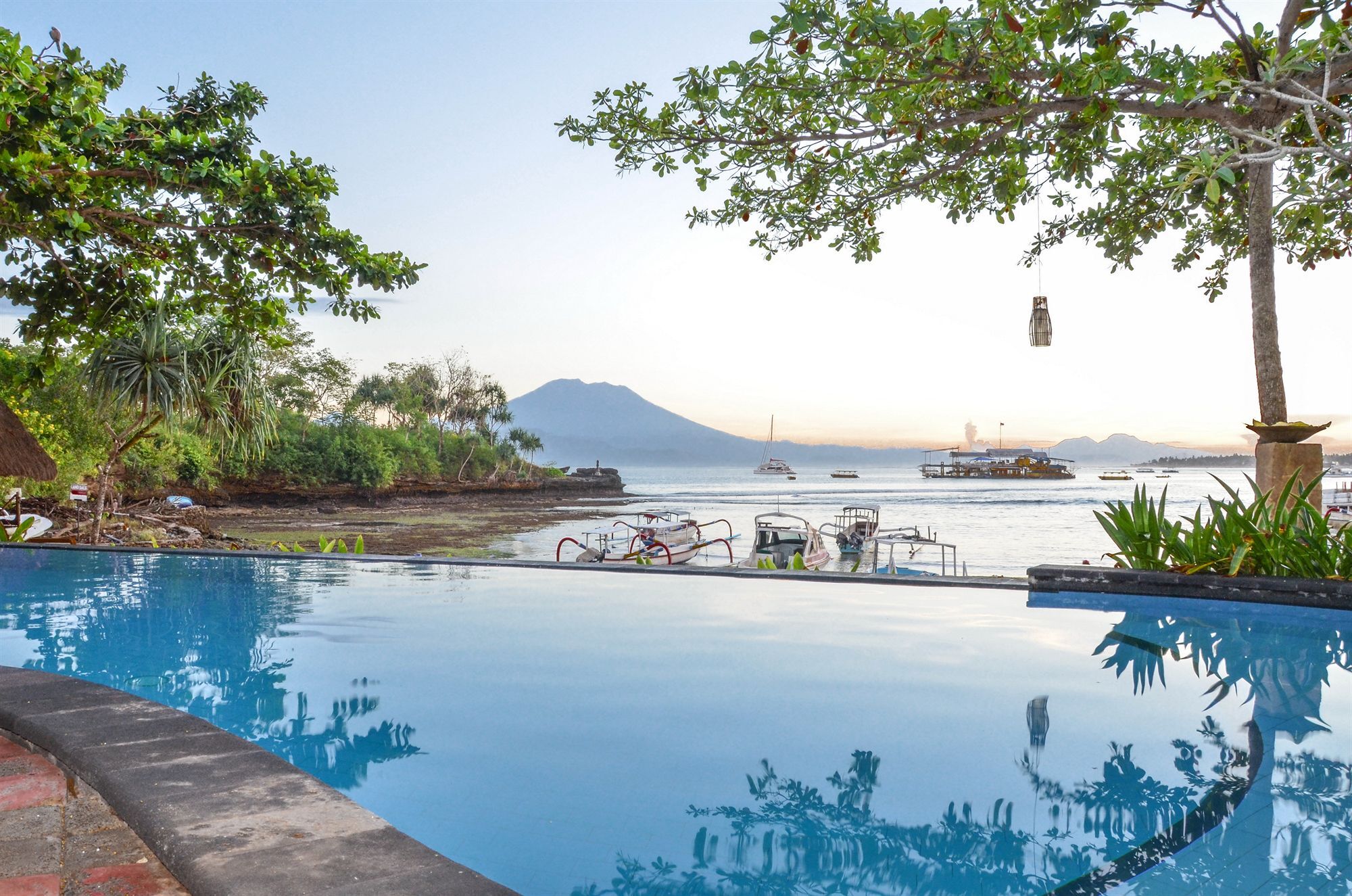 Tamarind Beach Bungalow Hotel Nusa Lembongan  Bagian luar foto